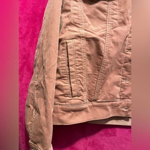 NWOT -Loft - Sherpa Lined Corduroy Trucker Jacket - Picture 4 of 6